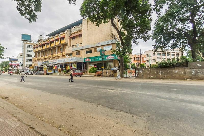 Hotel Mb International Palace Side Mysore Ngoại thất bức ảnh