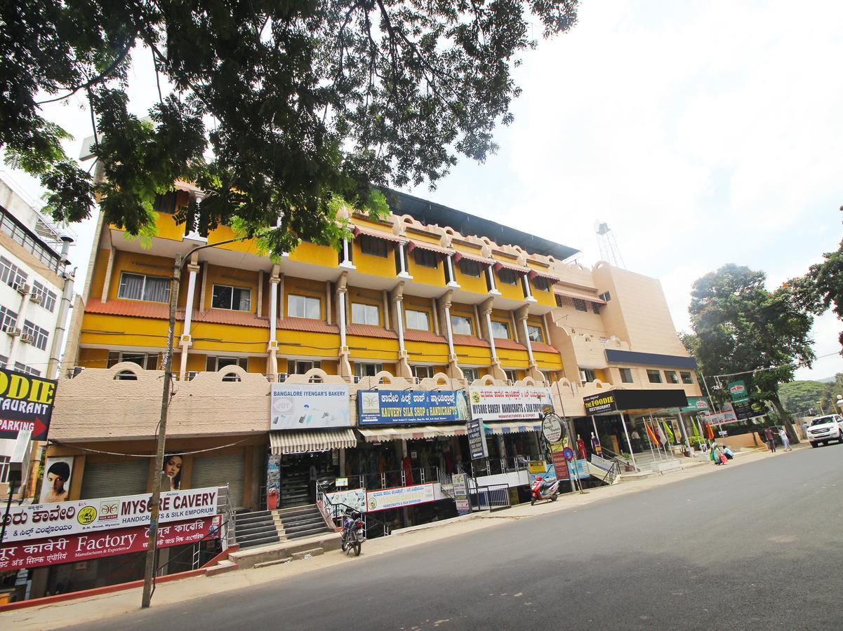 Hotel Mb International Palace Side Mysore Ngoại thất bức ảnh
