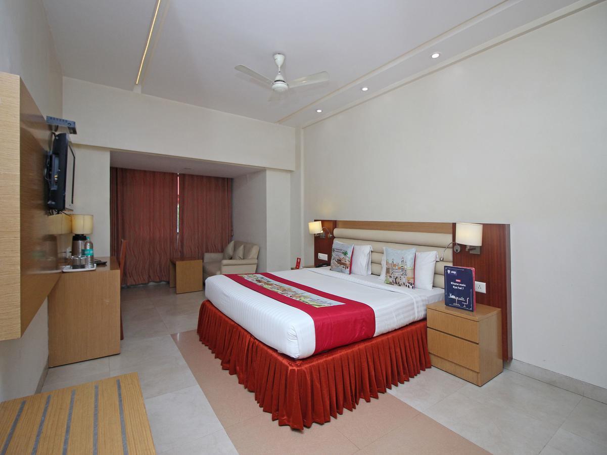 Hotel Mb International Palace Side Mysore Ngoại thất bức ảnh